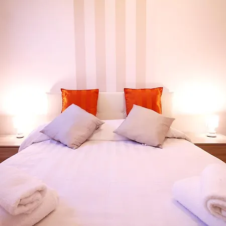 Apartment San Giovanni Smart & Well Connected