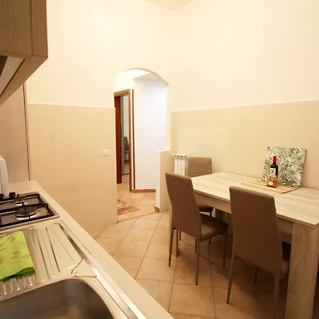 Apartment San Giovanni Smart & Well Connected